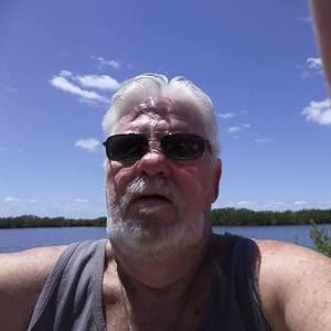 Meet your Posher, Bruce